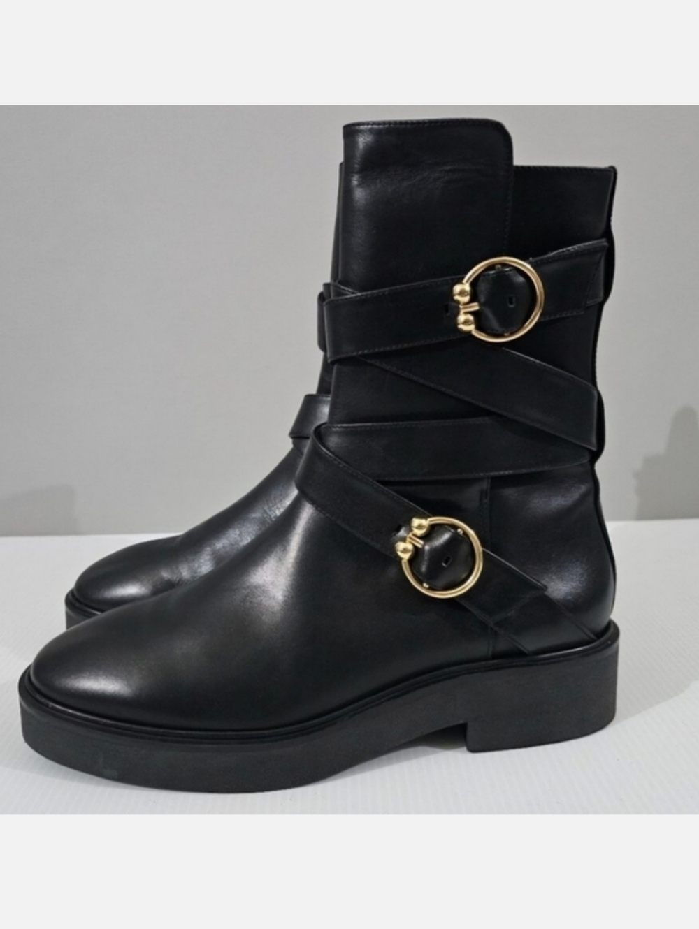 Stuart Weitzman Luxering Moto Boot Womens 7 Black Leather Buckle Combat Ankle
